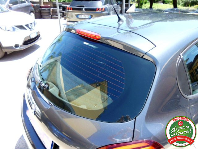 PEUGEOT 208 usata 37