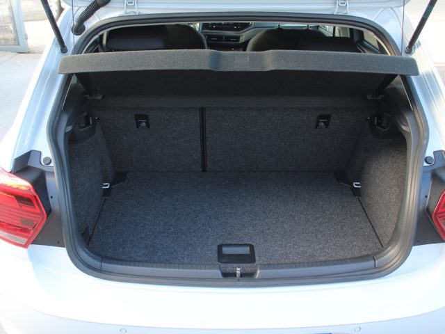 VOLKSWAGEN Polo usata, con Sensori di parcheggio posteriori