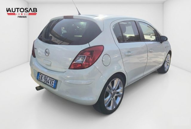 OPEL Corsa usata, con Boardcomputer
