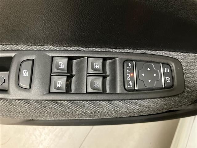 RENAULT ZOE usata 22