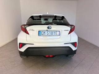 TOYOTA C-HR usata 12