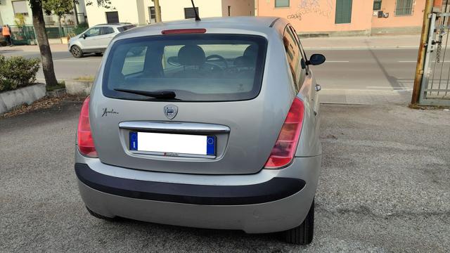 LANCIA Ypsilon usata, con Airbag laterali