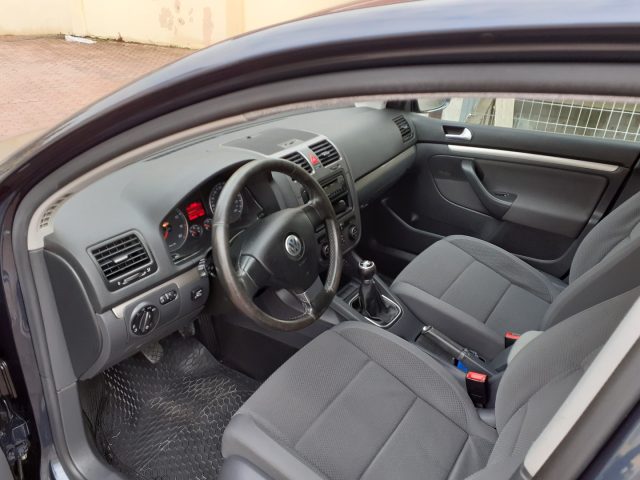 VOLKSWAGEN Golf usata, con Chiusura centralizzata