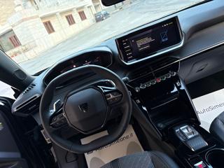 PEUGEOT 2008 usata, con Sistema di navigazione