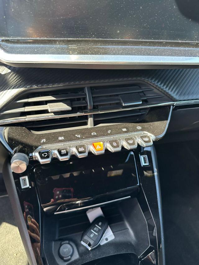 PEUGEOT 2008 usata, con Cerchi in lega
