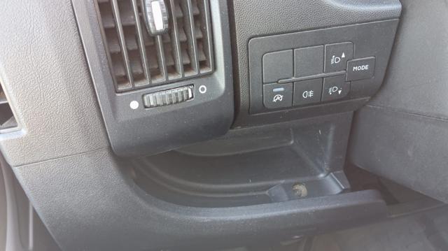 PEUGEOT Boxer usata, con Airbag testa