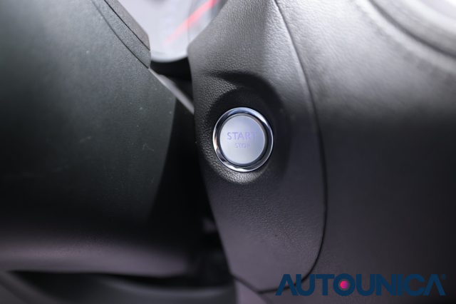 OPEL Grandland X usata, con Isofix