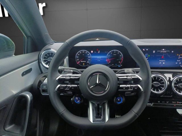 MERCEDES-BENZ A 35 AMG usata, con Controllo automatico clima