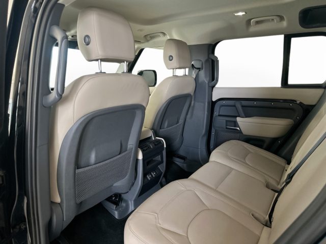 LAND ROVER Defender usata, con Sedile posteriore sdoppiato