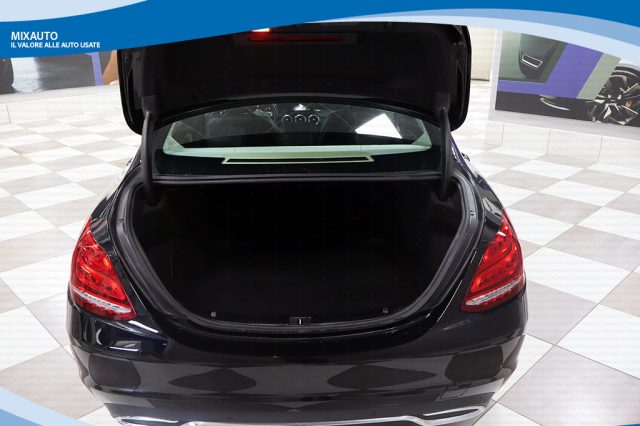 MERCEDES-BENZ C 220 usata, con Boardcomputer