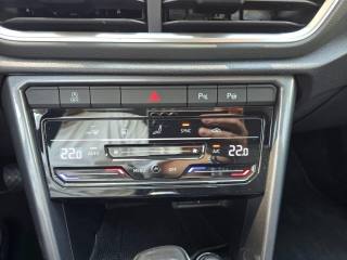 VOLKSWAGEN T-Roc usata, con Apple CarPlay