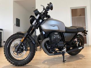 MOTO GUZZI V7