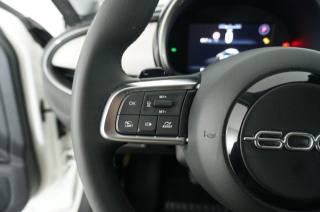 FIAT 600 usata, con Touch screen