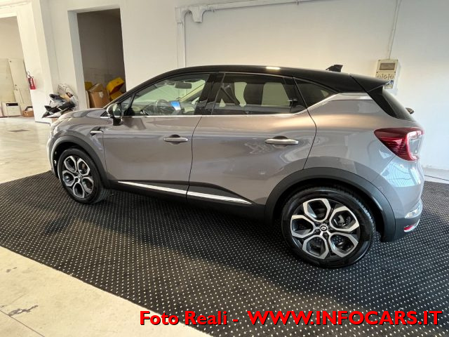 RENAULT Captur usata, con Controllo automatico clima