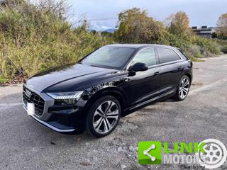 AUDI Q8 usata, con Alzacristalli elettrici