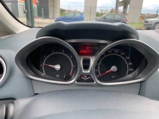 FORD Fiesta usata, con Sensori di parcheggio posteriori