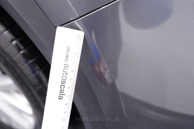 VOLKSWAGEN T-Roc usata 41