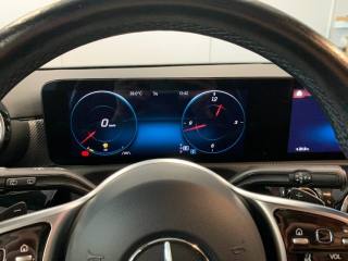 MERCEDES-BENZ A 180 usata, con Sensori di parcheggio anteriori