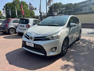 TOYOTA Verso usata, con Airbag