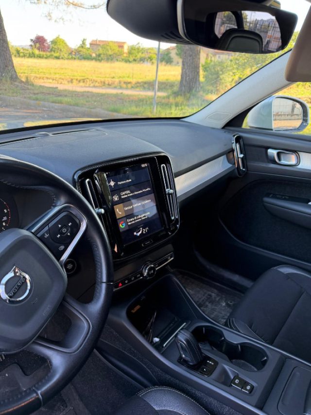 VOLVO XC40 usata, con Chiusura centralizzata
