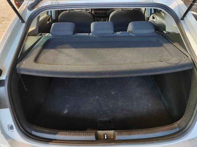 VOLKSWAGEN Taigo usata, con ESP