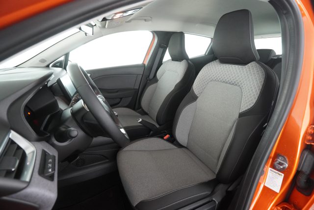 RENAULT Clio usata 8