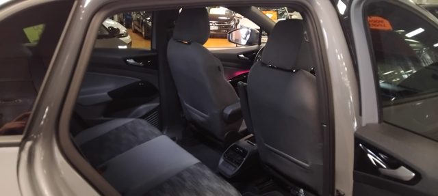 VOLKSWAGEN ID.4 usata, con ESP