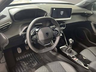 PEUGEOT 2008 usata, con Sistema di navigazione