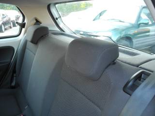 VOLKSWAGEN up! usata 38