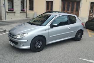 PEUGEOT 206 usata, con Airbag