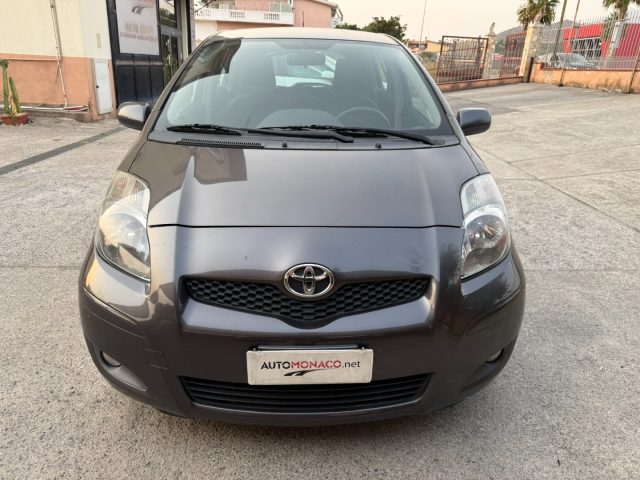 TOYOTA Yaris usata, con Airbag