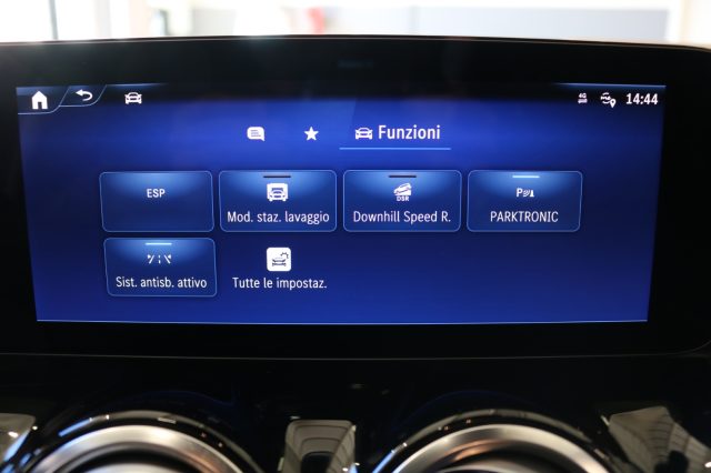 MERCEDES-BENZ GLA 200 usata 29