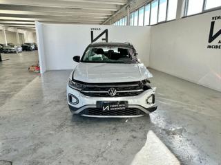 VOLKSWAGEN T-Roc usata, con Airbag
