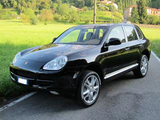 PORSCHE Cayenne usata, con MP3