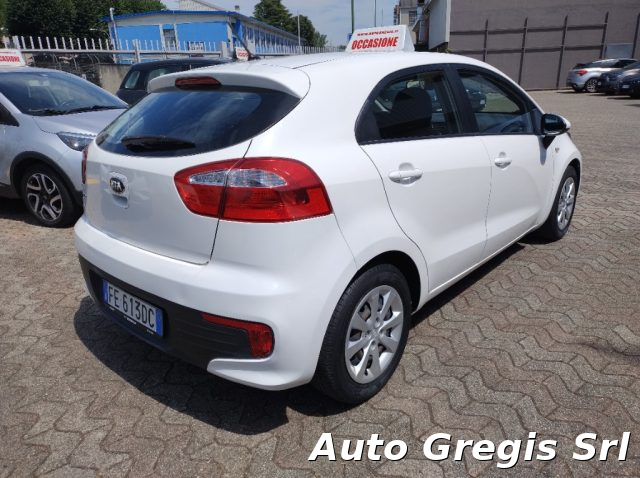KIA Rio usata, con Alzacristalli elettrici
