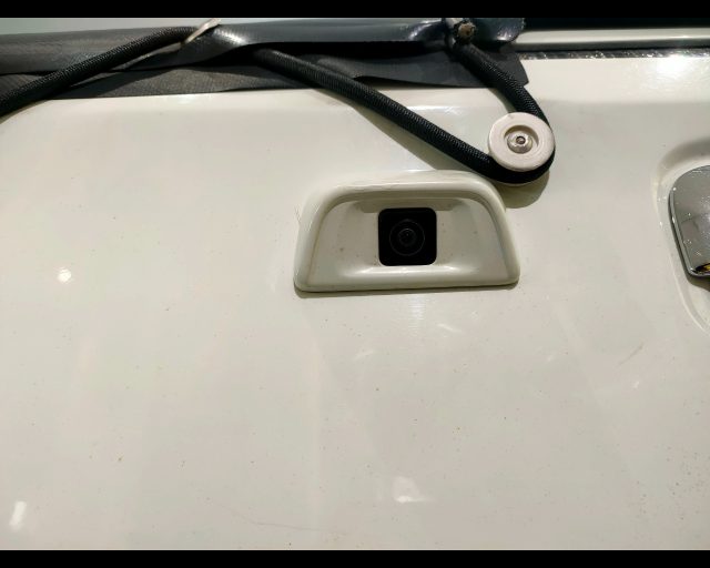 MITSUBISHI L200 usata, con Sound system