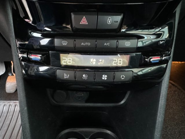 PEUGEOT 208 usata 18