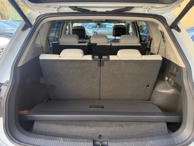 VOLKSWAGEN Tiguan Allspace usata, con Servosterzo