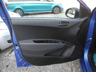 HYUNDAI i10 usata 36