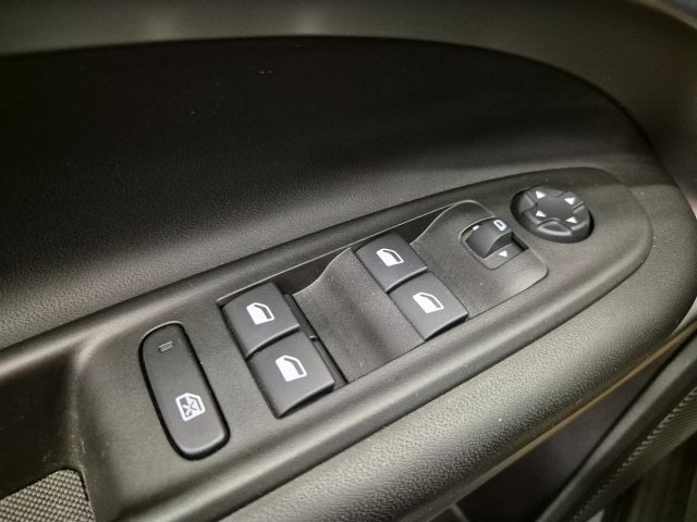 JEEP Avenger usata, con Bluetooth