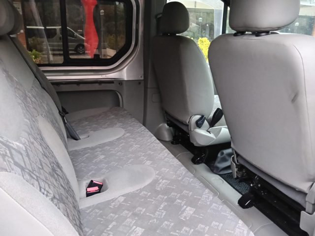 OPEL Vivaro usata 15