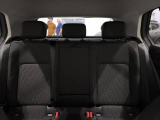 VOLKSWAGEN Golf usata, con Touch screen