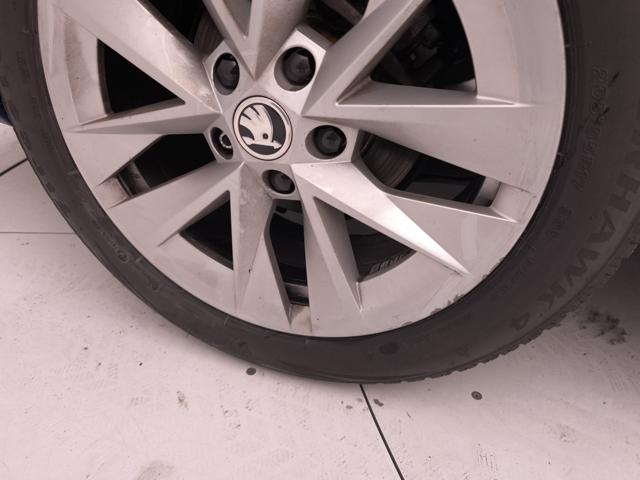 SKODA Octavia usata, con Luci diurne