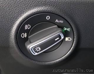 VOLKSWAGEN T-Roc usata, con Luci diurne LED