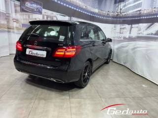 MERCEDES-BENZ B 180 usata, con Autoradio