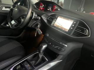 PEUGEOT 308 usata, con Boardcomputer
