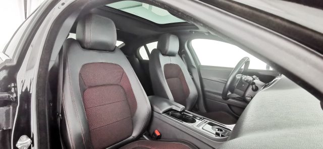 JAGUAR XE usata 54