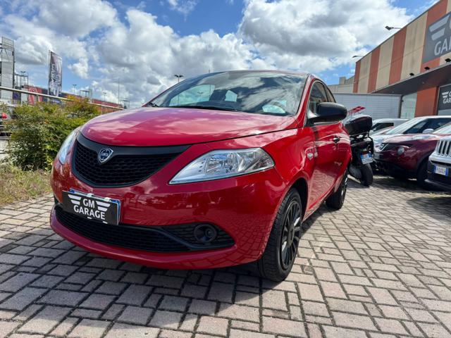 LANCIA Ypsilon usata, con ABS