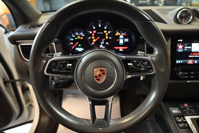 PORSCHE Macan usata 45