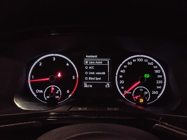 VOLKSWAGEN T-Cross usata 24